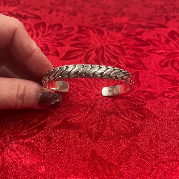 Sterling silver cuff bracelet - Picture 4 of 6